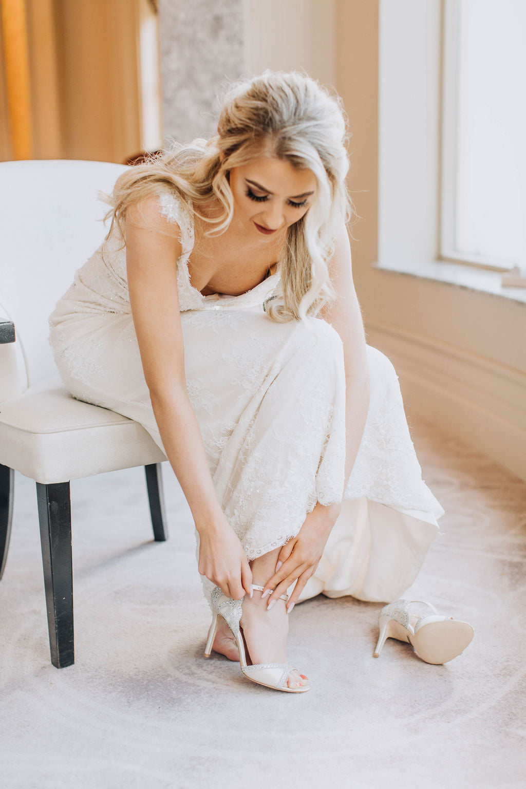 Roxy Shoe Ivory