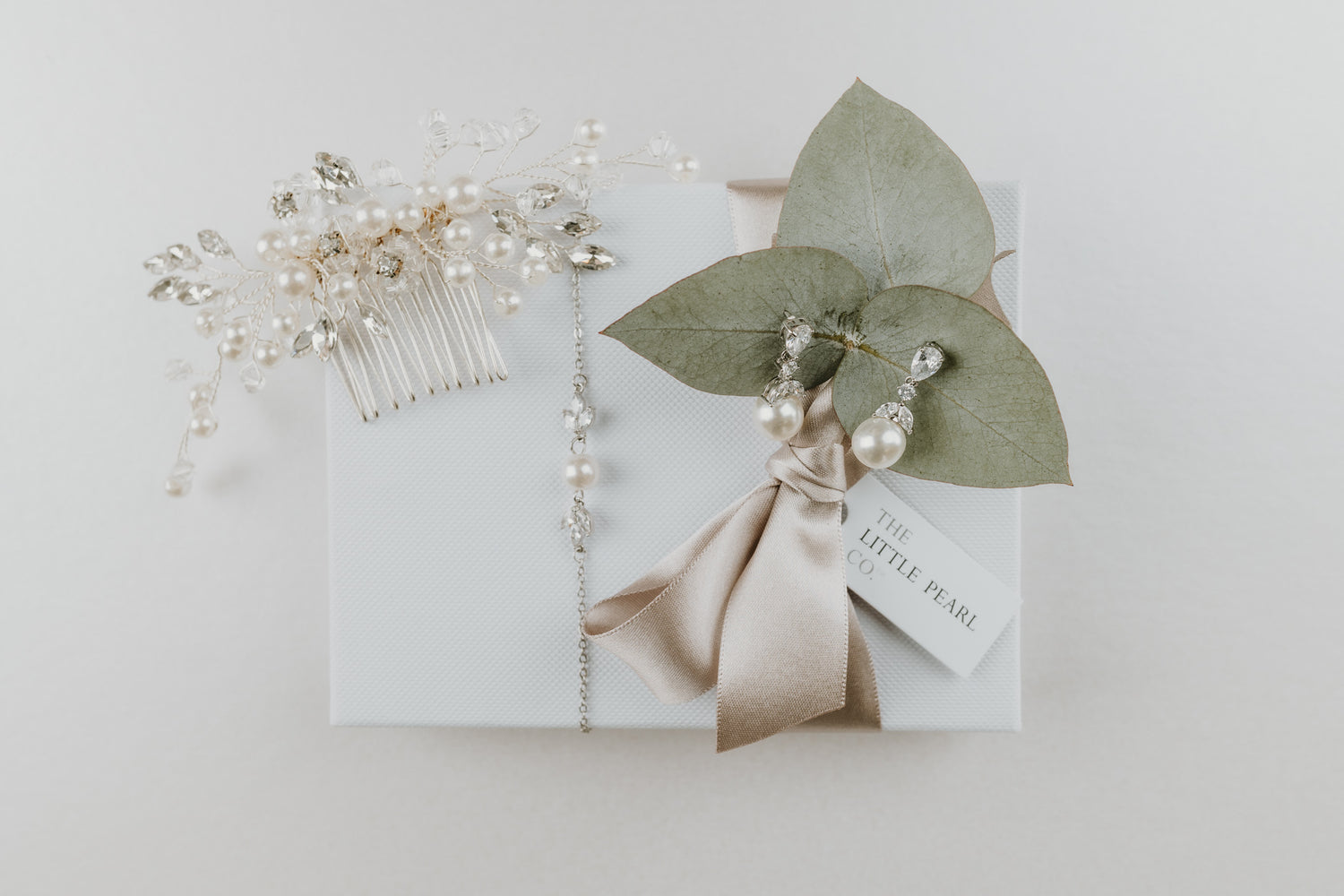 Graceful Collection - earrings, bracelet & hair comb