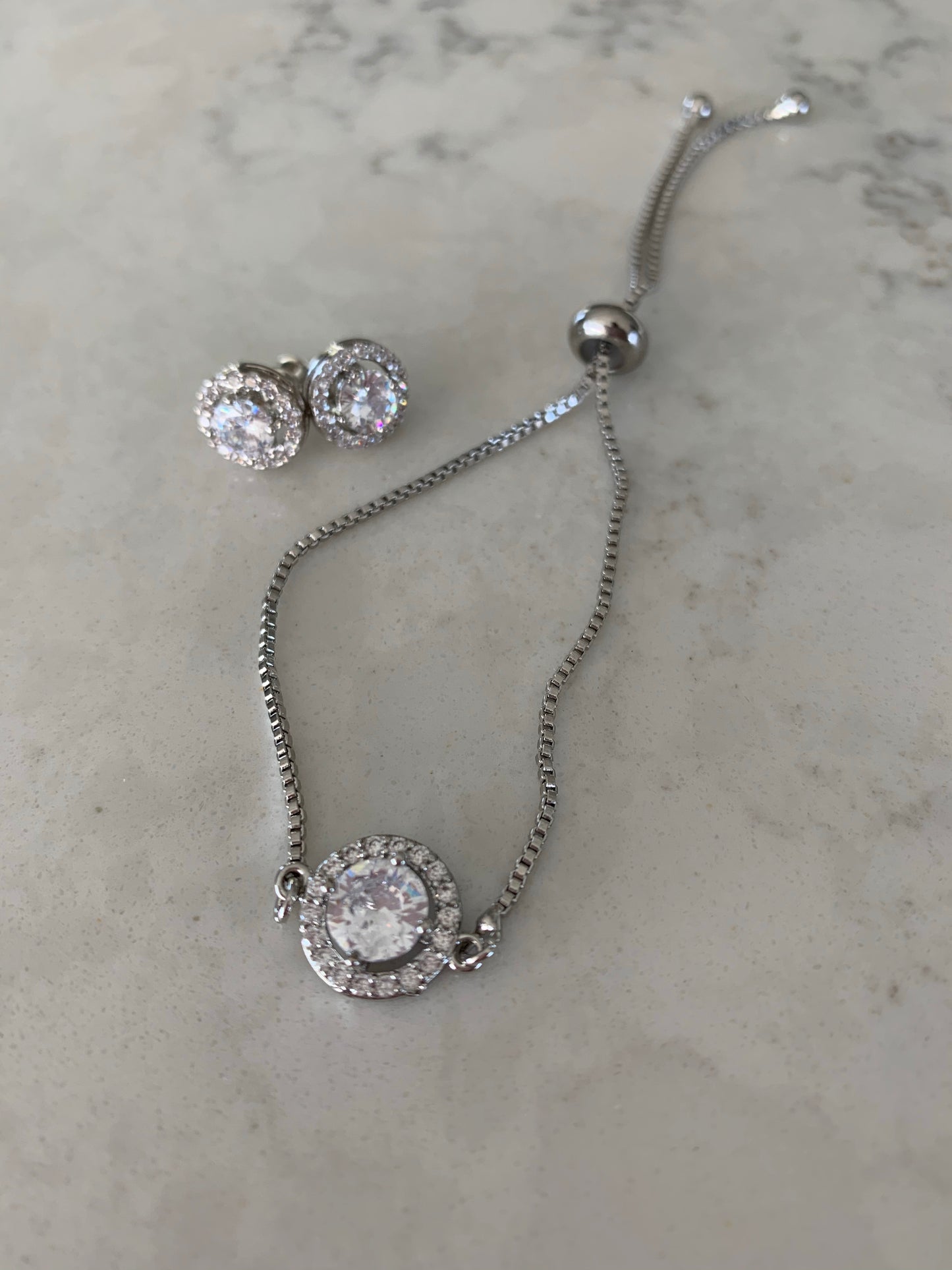 Halo Adjustable Bracelet